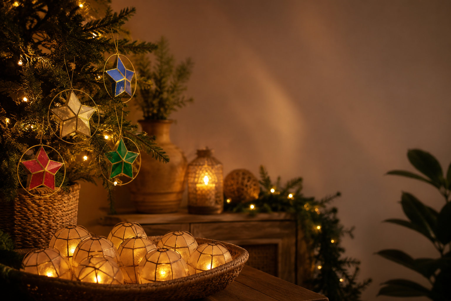 Ornaments & Decors